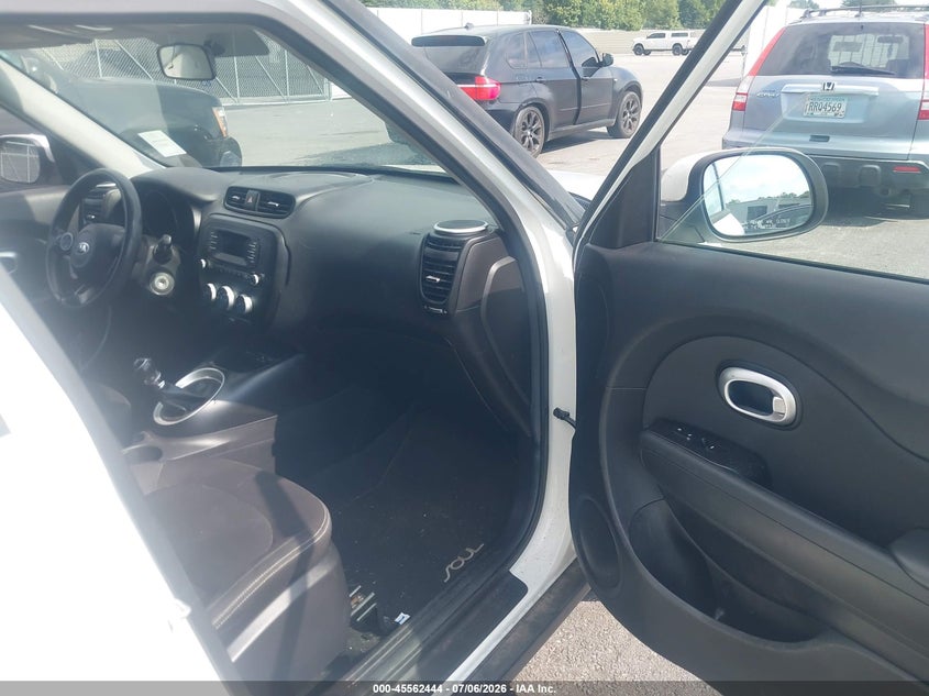2015 Kia Soul VIN KNDJN2A25F7127277 IAAI salvage auction — NORMAL WEAR, Clear (Georgia), sold $1,050 on 2026-07-29 (photo 5)
