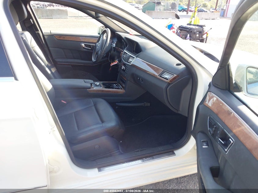 2011 Mercedes-benz E-klasse VIN WDDHF5GB0BA495664 IAAI salvage auction — LEFT FRONT, Rebuildable (Florida), sold $2,350 on 2026-07-28 (photo 5)