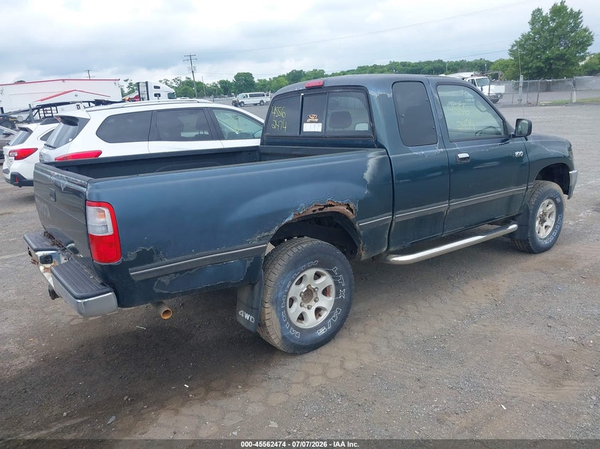 1996 Toyota T100 VIN JT4UN22DXT0025393 IAAI salvage auction — NORMAL WEAR, Clear (Virginia), sold $2,700 on 2026-07-14 (photo 4)