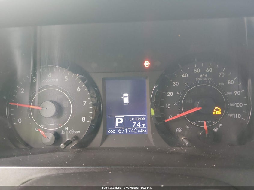 2017 Toyota Sienna VIN 5TDKZ3DC7HS767941 IAAI salvage auction — NORMAL WEAR, Clear (Virginia), sold $2,050 on 2026-07-15 (photo 7)