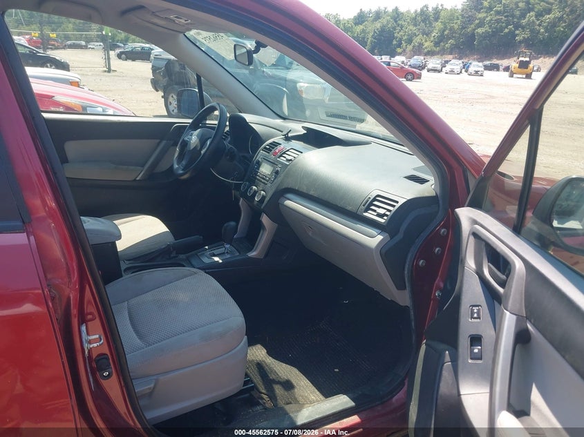 2014 Subaru Forester VIN JF2SJAAC2EH405002 IAAI salvage auction — NORMAL WEAR, Clear (Massachusetts), sold $400 on 2026-07-24 (photo 5)
