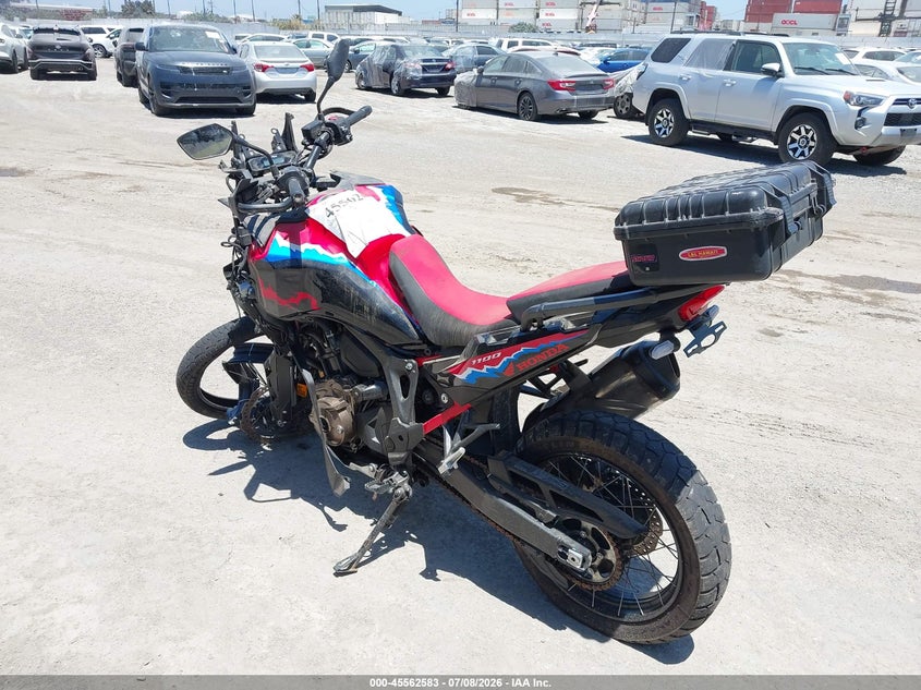 2024 Honda Crf VIN JH2SD1555RK000320 IAAI salvage auction — FRONT END, Salvage Title, sold $25 on 2026-07-29 (photo 3)