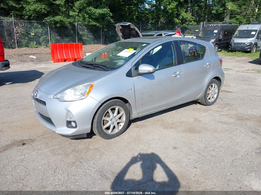2012 Toyota Prius c VIN JTDKDTB33C1014463 IAAI salvage auction — NORMAL WEAR, Original (Maine), sold $1,300 on 2026-07-20 (photo 2)