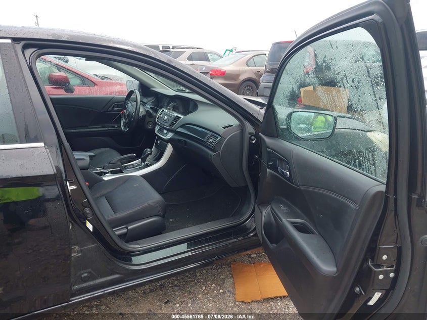 2014 Honda Accord VIN 1HGCR2F57EA057977 IAAI salvage auction — NORMAL WEAR, Clear (Tennessee), sold $2,450 on 2026-08-01 (photo 5)