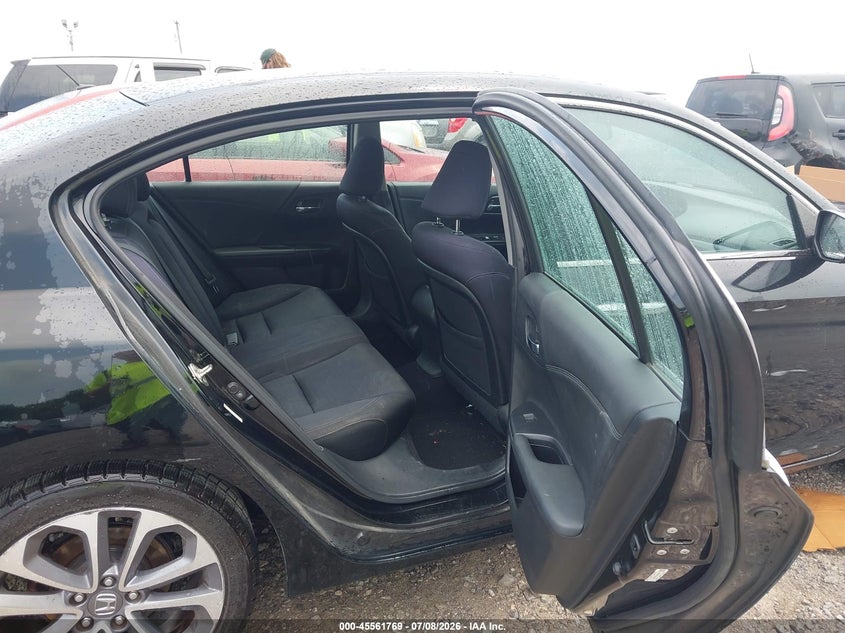 2014 Honda Accord VIN 1HGCR2F57EA057977 IAAI salvage auction — NORMAL WEAR, Clear (Tennessee), sold $2,450 on 2026-08-01 (photo 8)