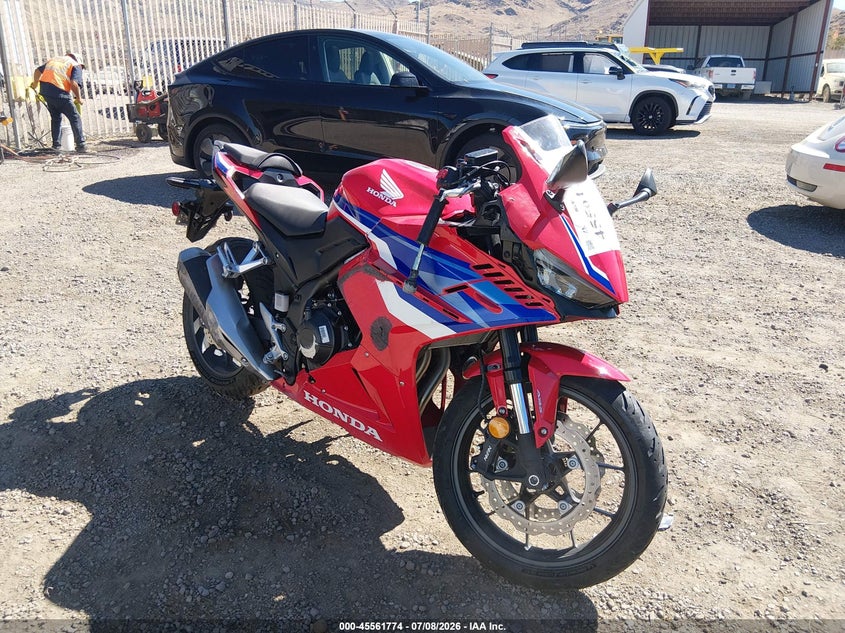 2025 Honda Cbr VIN MLHPC7050S5100564 IAAI salvage auction — RIGHT SIDE, Salvage (Nevada), sold $325 on 2026-07-29 (photo 1)