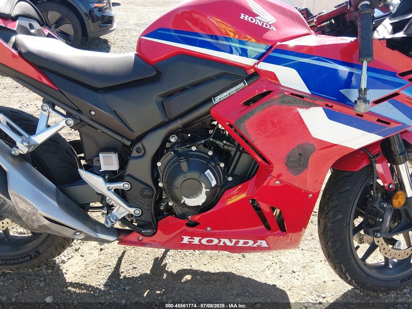 2025 Honda Cbr VIN MLHPC7050S5100564 IAAI salvage auction — RIGHT SIDE, Salvage (Nevada), sold $325 on 2026-07-29 (photo 8)