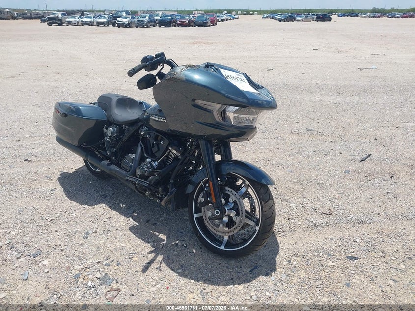 2025 Harley-davidson Road glide VIN 1HD1KH711SB639523 IAAI salvage auction — LEFT FRONT, Salvage Title, sold $9,150 on 2026-10-07 (photo 1)