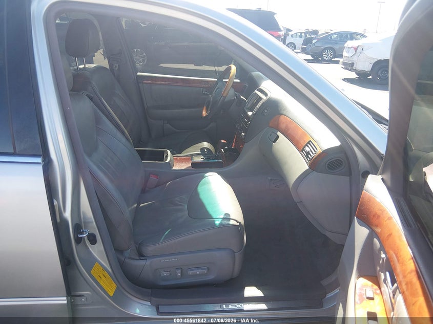 2002 Lexus Ls 430 VIN JTHBN30F620060172 IAAI salvage auction — RIGHT SIDE, Salvage (Nevada), sold $600 on 2026-07-31 (photo 5)