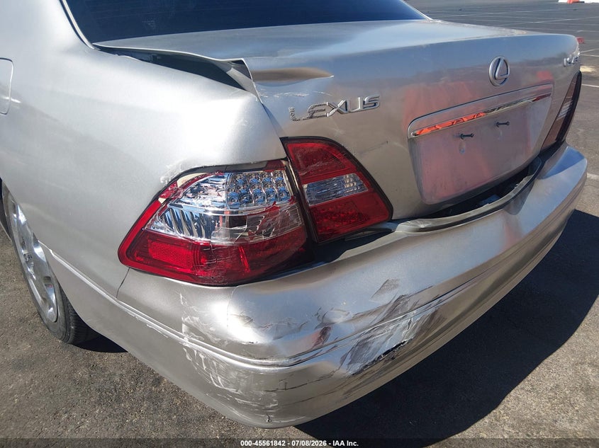 2002 Lexus Ls 430 VIN JTHBN30F620060172 IAAI salvage auction — RIGHT SIDE, Salvage (Nevada), sold $600 on 2026-07-31 (photo 6)