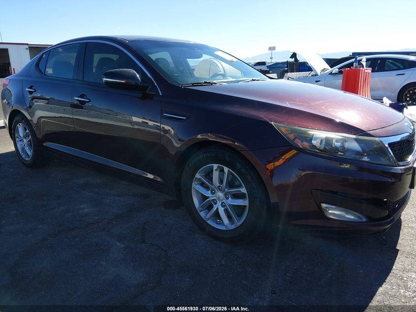 2012 Kia Optima VIN 5XXGM4A78CG080446 IAAI salvage auction — THEFT, Salvage Title, sold $1,100 on 2026-07-31 (photo 1)