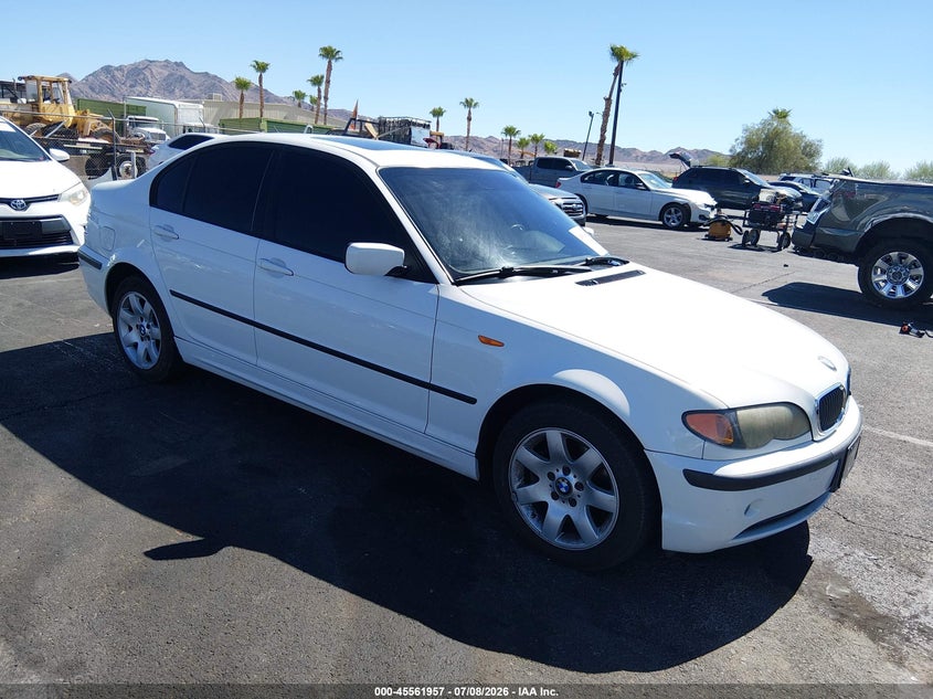 2005 BMW 3 series VIN WBAEU33495PR16195 IAAI salvage auction — REAR END, Salvage (Nevada), sold $75 on 2026-07-31 (photo 1)