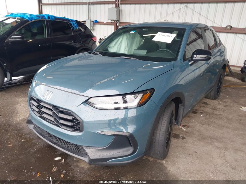 2024 Honda Hr-v VIN 3CZRZ1H50RM714413 IAAI salvage auction — RIGHT FRONT, Salvage Title, sold $7,100 on 2026-08-20 (photo 2)