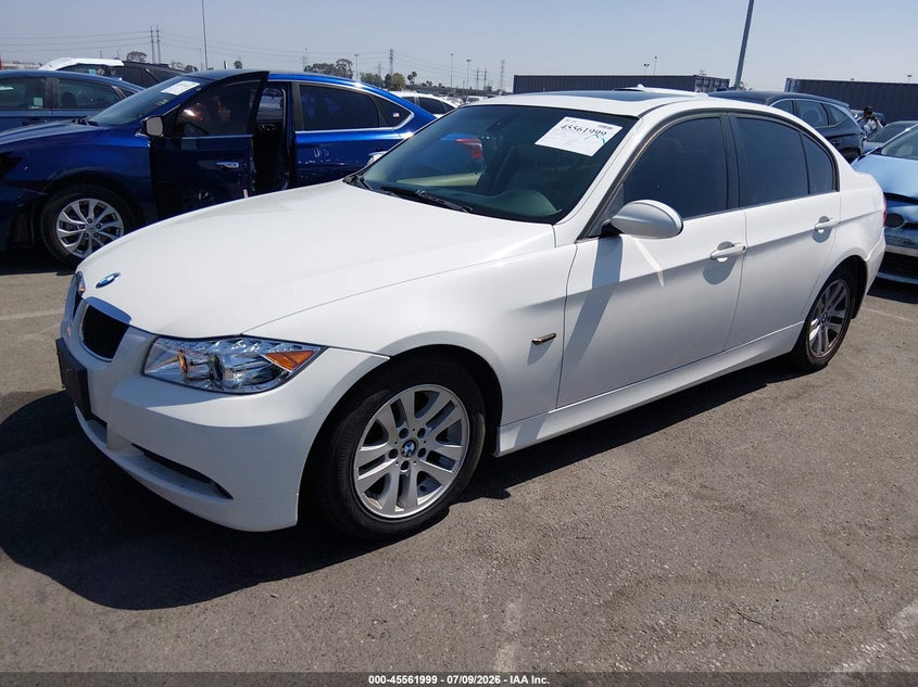 2006 BMW 3 series VIN WBAVB13546PT20139 IAAI salvage auction — SIDE, Salvage (California), sold $1,250 on 2026-07-16 (photo 2)