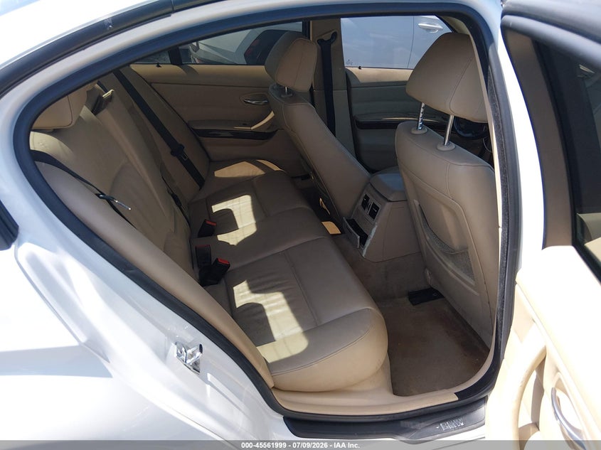 2006 BMW 3 series VIN WBAVB13546PT20139 IAAI salvage auction — SIDE, Salvage (California), sold $1,250 on 2026-07-16 (photo 8)
