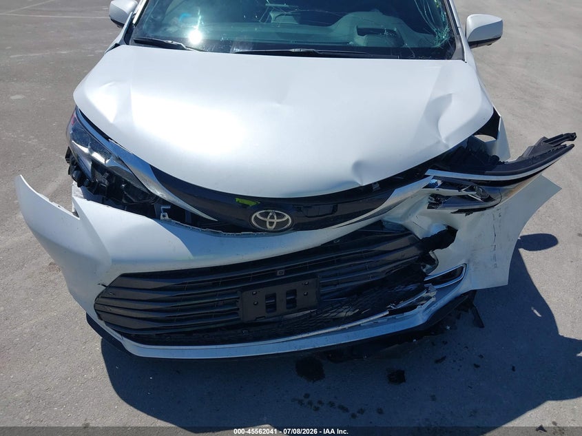 2026 Toyota Sienna VIN 5TDESKFC4TS237086 IAAI salvage auction — FRONT END, Salvage (California), sold $15,600 on 2026-07-28 (photo 6)