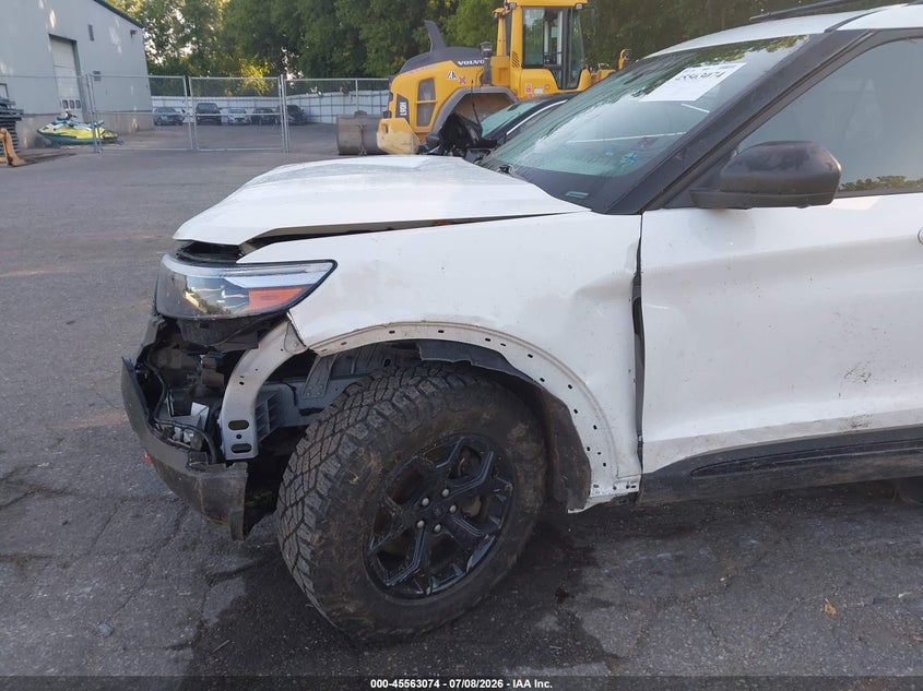 2022 Ford Explorer VIN 1FMSK8JH0NGA98995 IAAI salvage auction — FRONT END, Salvage Title, sold $8,700 on 2026-07-30 (photo 6)
