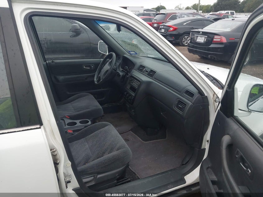 2001 Honda Cr-v VIN JHLRD18681C030263 IAAI salvage auction — NORMAL WEAR, Clear, sold $25 on 2026-07-21 (photo 5)