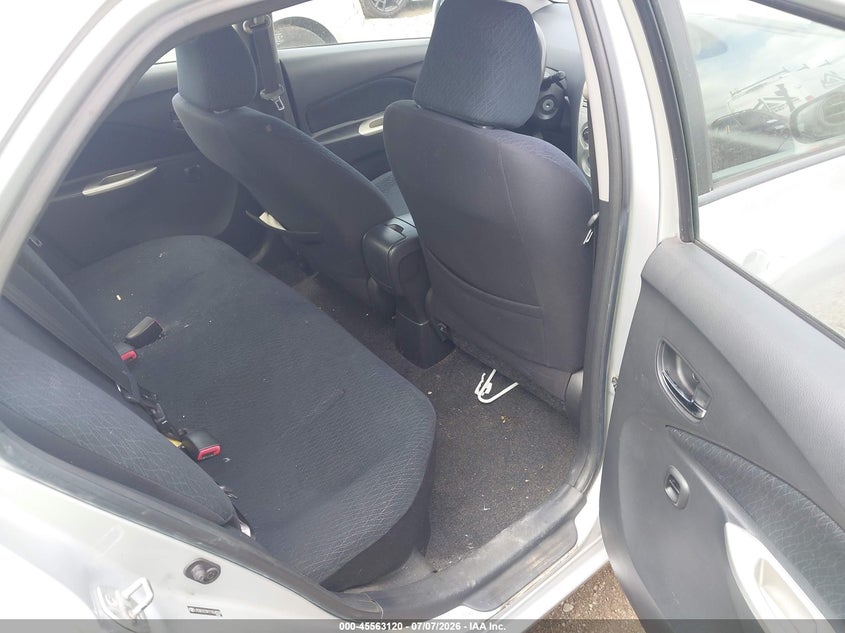 2007 Toyota Yaris VIN JTDBT923971054008 IAAI salvage auction — NORMAL WEAR, Clear (New York), sold $800 on 2026-07-15 (photo 8)