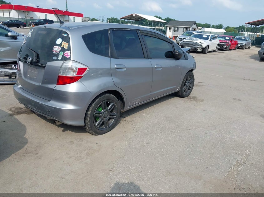 2009 Honda Fit VIN JHMGE88289S057583 IAAI salvage auction — FRONT END, Clear (Maryland), sold $475 on 2026-07-19 (photo 4)