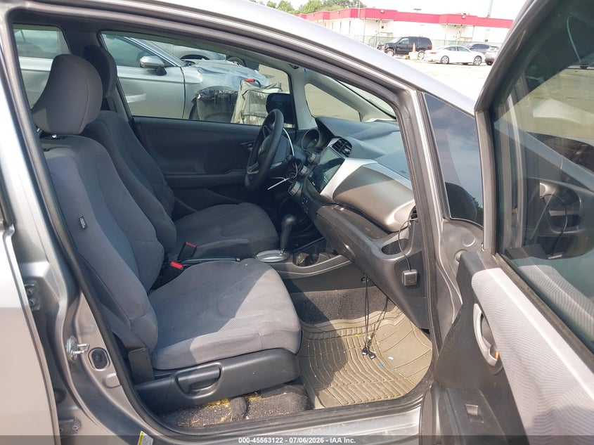 2009 Honda Fit VIN JHMGE88289S057583 IAAI salvage auction — FRONT END, Clear (Maryland), sold $475 on 2026-07-19 (photo 5)