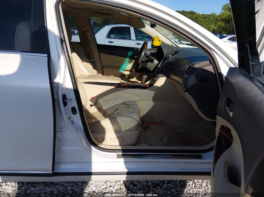 2011 Lexus Gs 350 VIN JTHCE1KS8B0028570 IAAI salvage auction — NORMAL WEAR, Clear (Alabama), sold $550 on 2026-07-30 (photo 5)