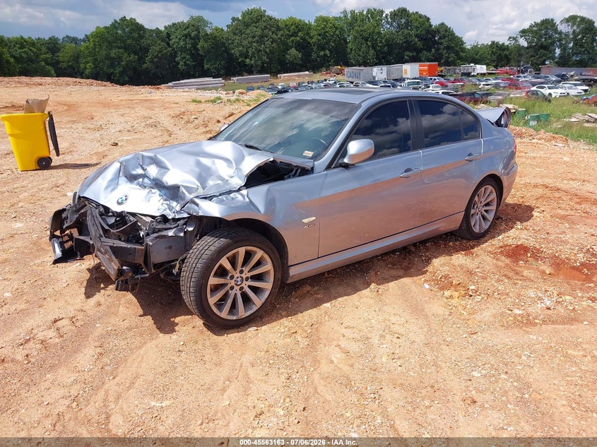 2011 BMW 3 series VIN WBAPK7G51BNN85192 IAAI salvage auction — FRONT & REAR, Salvage (Missouri), sold $150 on 2026-08-03 (photo 2)