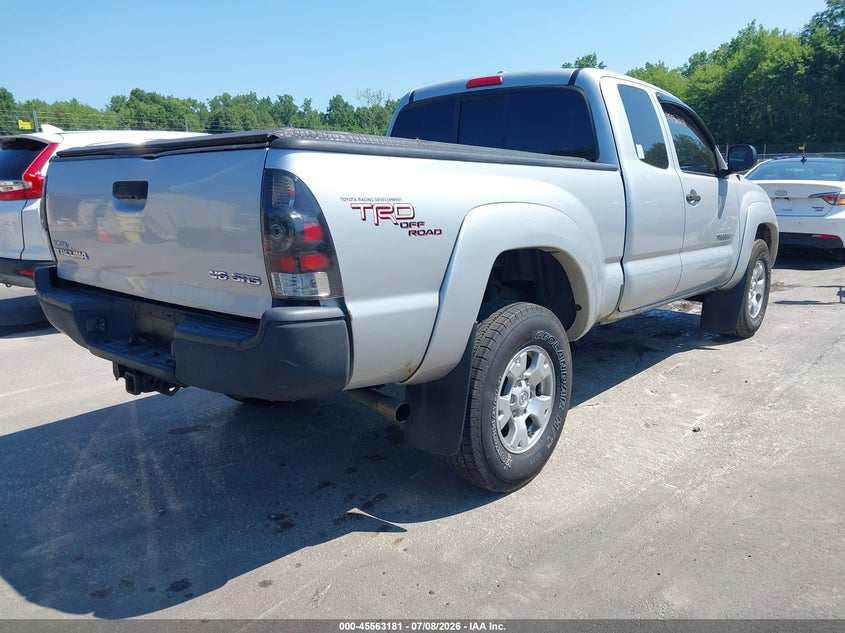 2009 Toyota Tacoma VIN 5TEUU42N69Z604204 IAAI salvage auction — NORMAL WEAR, Clear (New York), sold $2,250 on 2026-07-16 (photo 4)