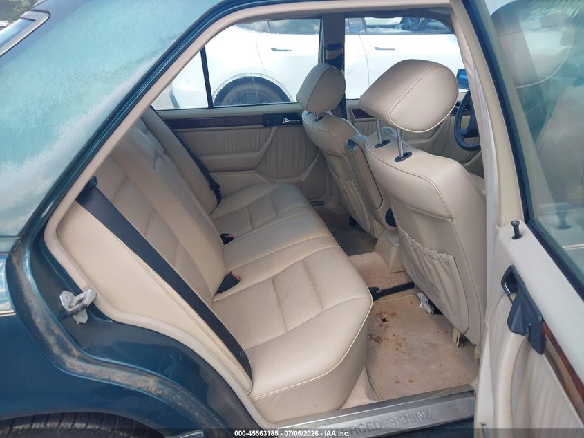 1995 Mercedes-benz E-class VIN WDBEA32EXSC251475 IAAI salvage auction — NORMAL WEAR, Clear (Virginia), sold $950 on 2026-07-14 (photo 8)