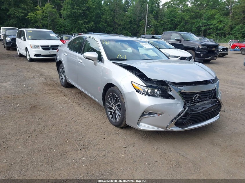 2016 Lexus ES VIN JTHBK1GG0G2224250 IAAI salvage auction — FRONT END, Salvage Title, sold $5,200 on 2026-07-25 (photo 1)