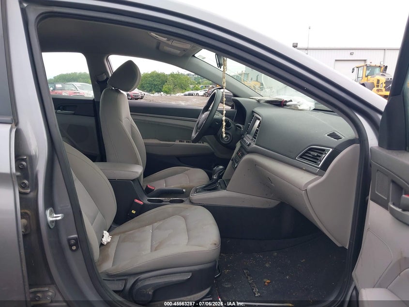 2017 Hyundai Elantra VIN KMHD84LF7HU169935 IAAI salvage auction — NORMAL WEAR, Original (West Virginia), sold $1,125 on 2026-07-31 (photo 5)