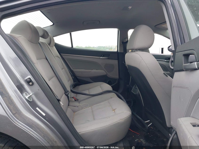 2017 Hyundai Elantra VIN KMHD84LF7HU169935 IAAI salvage auction — NORMAL WEAR, Original (West Virginia), sold $1,125 on 2026-07-31 (photo 8)