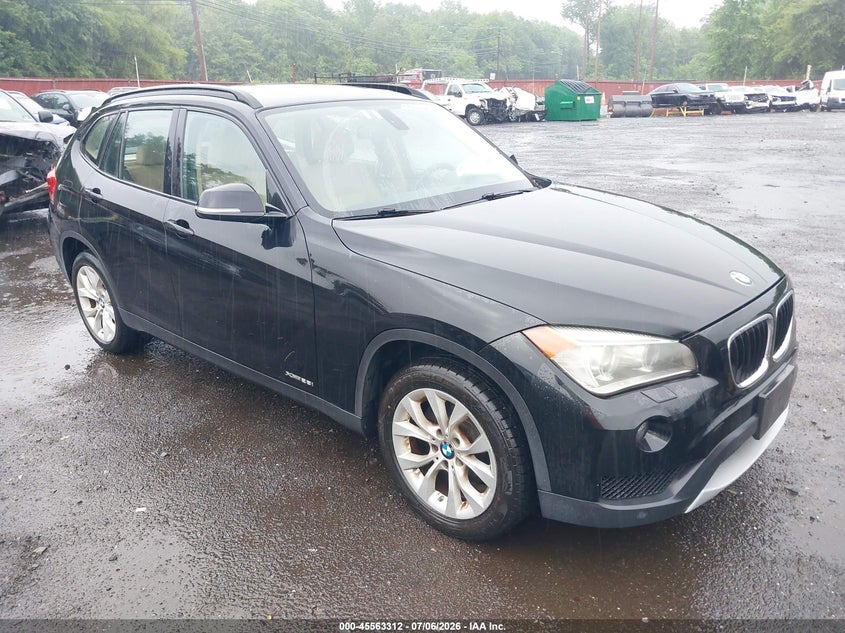 2014 BMW X1 VIN WBAVL1C52EVY21487 IAAI salvage auction — NORMAL WEAR, Clear (New Jersey), sold $1,200 on 2026-07-22 (photo 1)