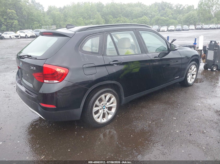 2014 BMW X1 VIN WBAVL1C52EVY21487 IAAI salvage auction — NORMAL WEAR, Clear (New Jersey), sold $1,200 on 2026-07-22 (photo 4)