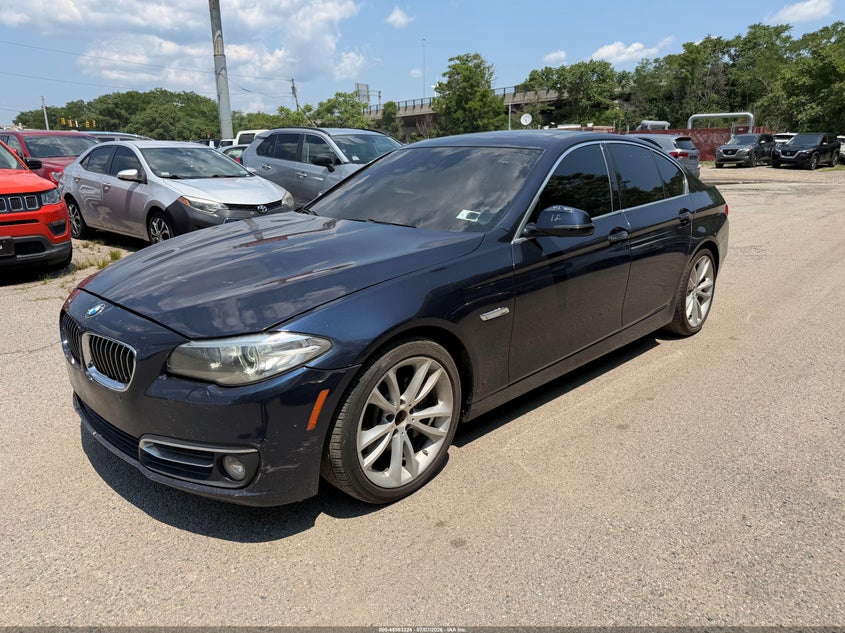 2016 BMW 5er VIN WBA5B3C55GG257873 IAAI salvage auction — NORMAL WEAR, Clear (New York), sold $2,500 on 2026-07-29 (photo 2)