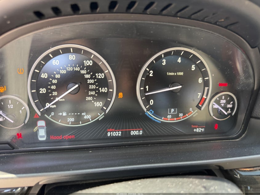 2016 BMW 5er VIN WBA5B3C55GG257873 IAAI salvage auction — NORMAL WEAR, Clear (New York), sold $2,500 on 2026-07-29 (photo 6)