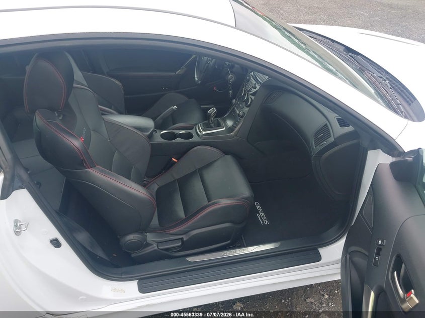 2014 Hyundai Genesis VIN KMHHT6KD4EU114852 IAAI salvage auction — UNKNOWN, Clear (Maryland), sold $4,250 on 2026-07-27 (photo 5)