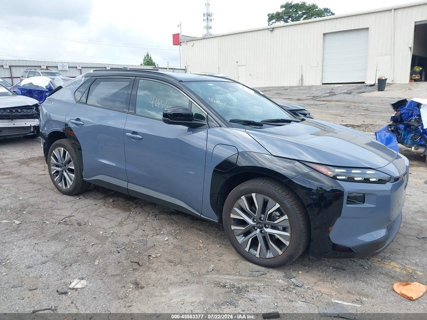 2026 Subaru Solterra VIN JTMBDAFC9TJ000405 — IAAI salvage auction photo