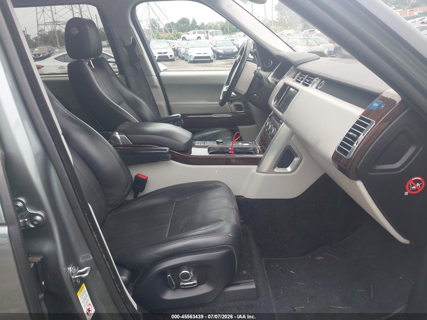2016 Land rover RANGE ROVER VIN SALGS3EF4GA251415 IAAI salvage auction — UNKNOWN, Salvage Title, sold $2,800 on 2026-07-11 (photo 5)