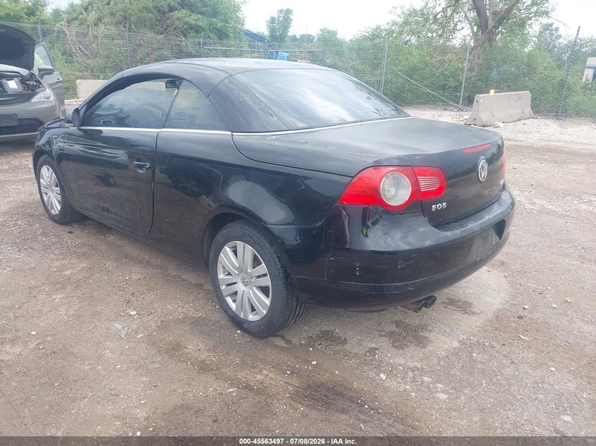 2008 Volkswagen Eos VIN WVWBA71F68V022682 IAAI salvage auction — NORMAL WEAR, Clear-Endorsement (Wisconsin), sold $275 on 2026-07-14 (photo 3)