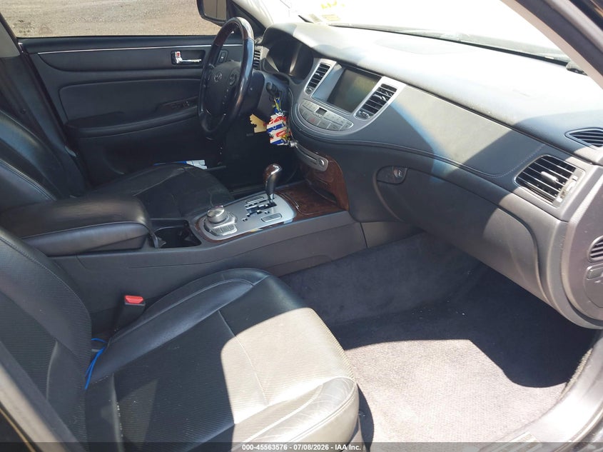 2010 Hyundai Genesis VIN KMHGC4DF3AU092478 IAAI salvage auction — FRONT END, Mv-907A (New York), sold $425 on 2026-07-28 (photo 5)