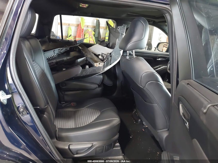 2021 Toyota Highlander VIN 5TDLZRBH3MS065695 IAAI salvage auction — FRONT END, Mv-907A (New York), sold $13,000 on 2026-07-15 (photo 8)