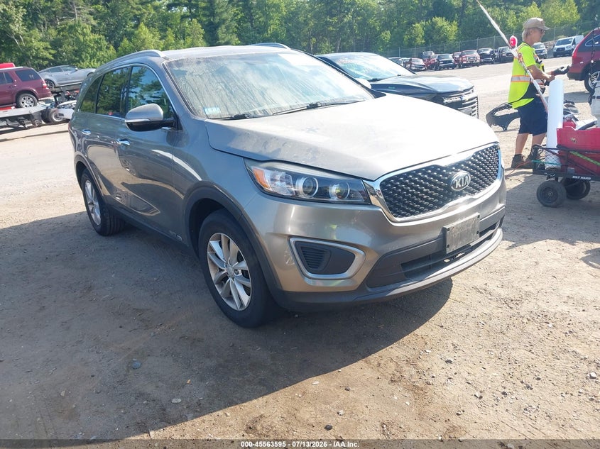 2017 Kia Sorento VIN 5XYPGDA53HG197327 IAAI salvage auction — NORMAL WEAR, Clear (Massachusetts), sold $1,100 on 2026-07-18 (photo 1)