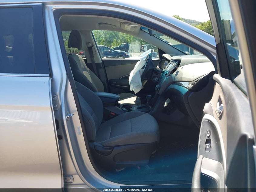 2017 Hyundai Santa fe VIN 5XYZTDLB9HG396745 IAAI salvage auction — FRONT END, Salvage (Idaho), sold $575 on 2026-07-23 (photo 5)