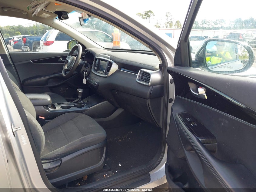 2019 Kia Sorento VIN 5XYPG4A34KG581784 IAAI salvage auction — MECHANICAL, Salvage Title, sold $2,250 on 2026-07-21 (photo 5)