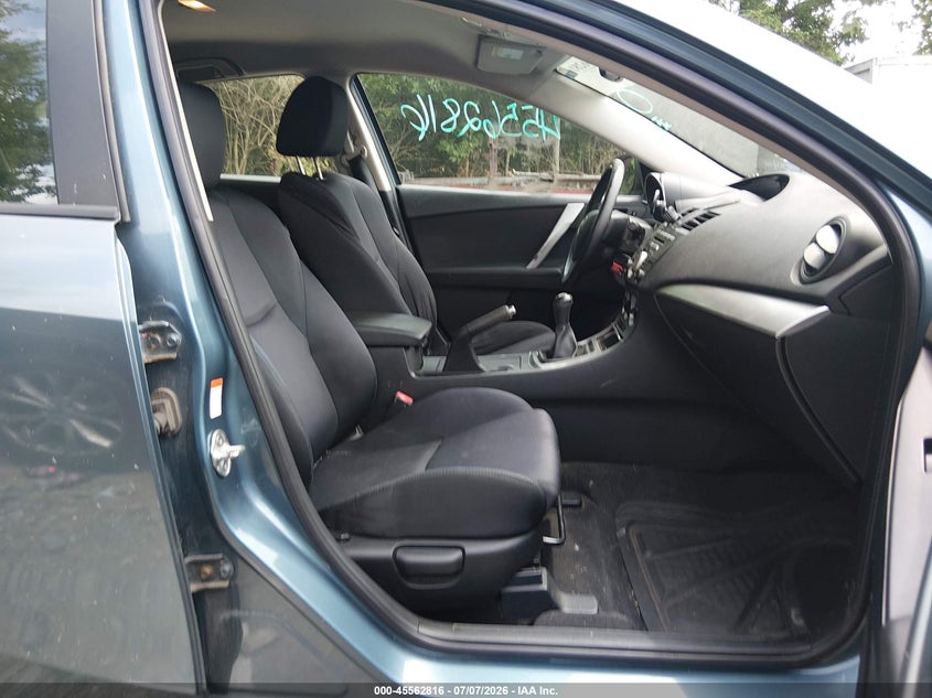 2010 Mazda 3 VIN JM1BL1H64A1321999 IAAI salvage auction — NORMAL WEAR, Clear (Tennessee), sold $250 on 2026-07-16 (photo 5)