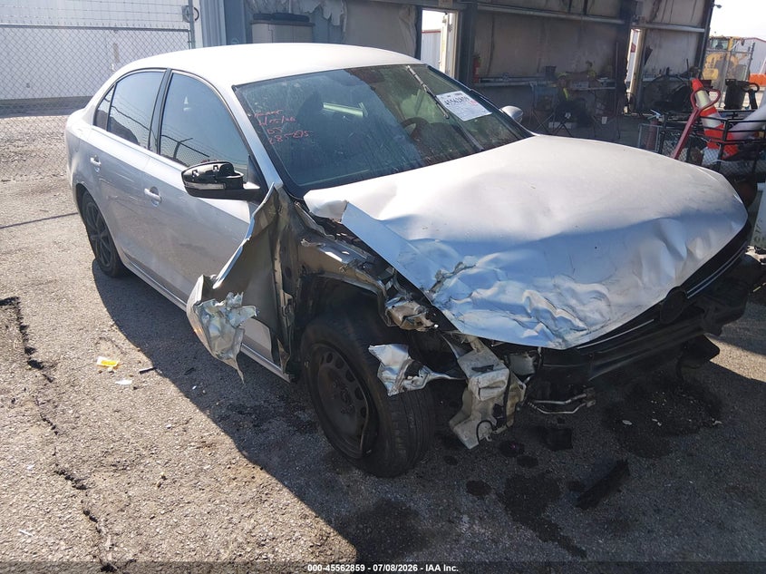 2013 Volkswagen Jetta VIN 3VWDX7AJ2DM285295 IAAI salvage auction — FRONT END, Salvage (Louisiana), sold $200 on 2026-07-29 (photo 1)