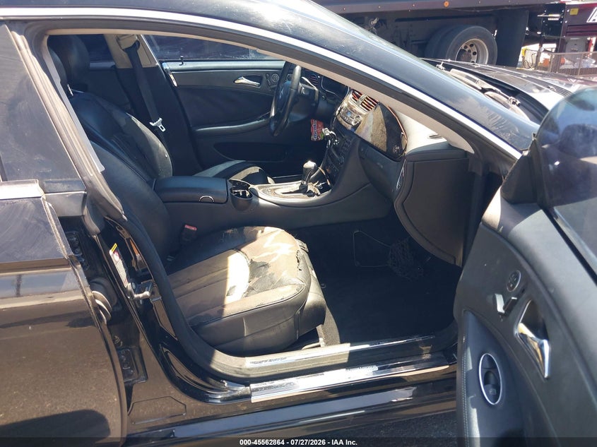 2006 Mercedes-benz Cls-class VIN WDDDJ75X96A021306 IAAI salvage auction — NORMAL WEAR, Clear (Nevada), sold $400 on 2026-08-12 (photo 5)