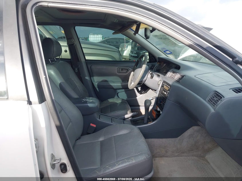 2000 Toyota Camry VIN JT2BF22K1Y0249929 IAAI salvage auction — NORMAL WEAR, Original (Texas), sold $25 on 2026-07-27 (photo 8)