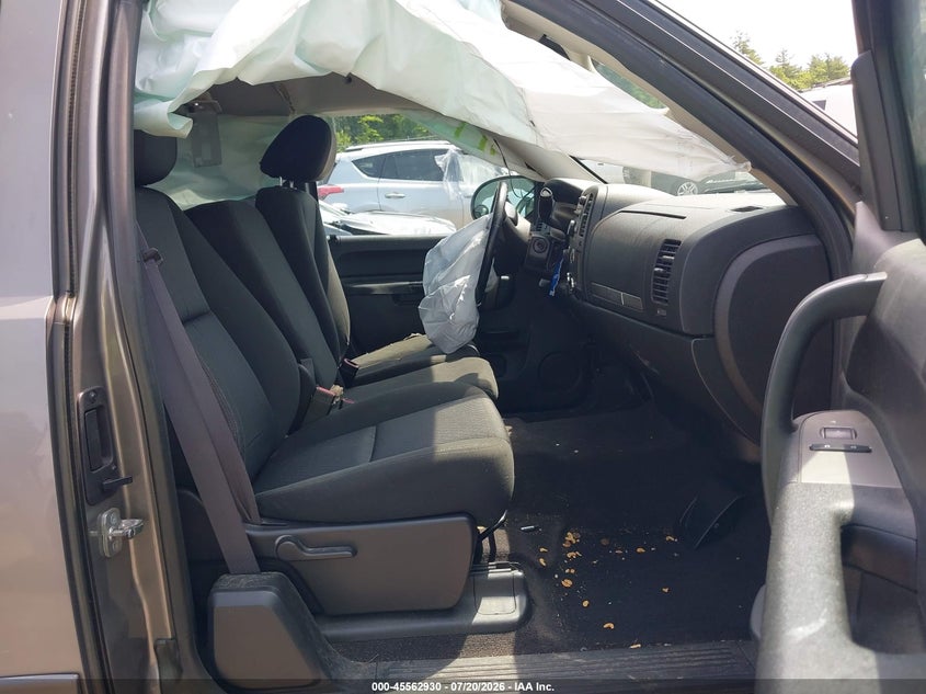 2012 Gmc SIERRA VIN 1GTR2VE75CZ246563 IAAI salvage auction — FRONT & REAR, Clear (Massachusetts), sold $725 on 2026-07-24 (photo 5)